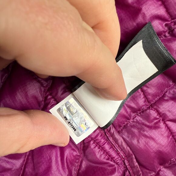 The North Face Women’s Thermoball Vest Rare Print Orange Purple Small Watercolor - Picture 8 of 11